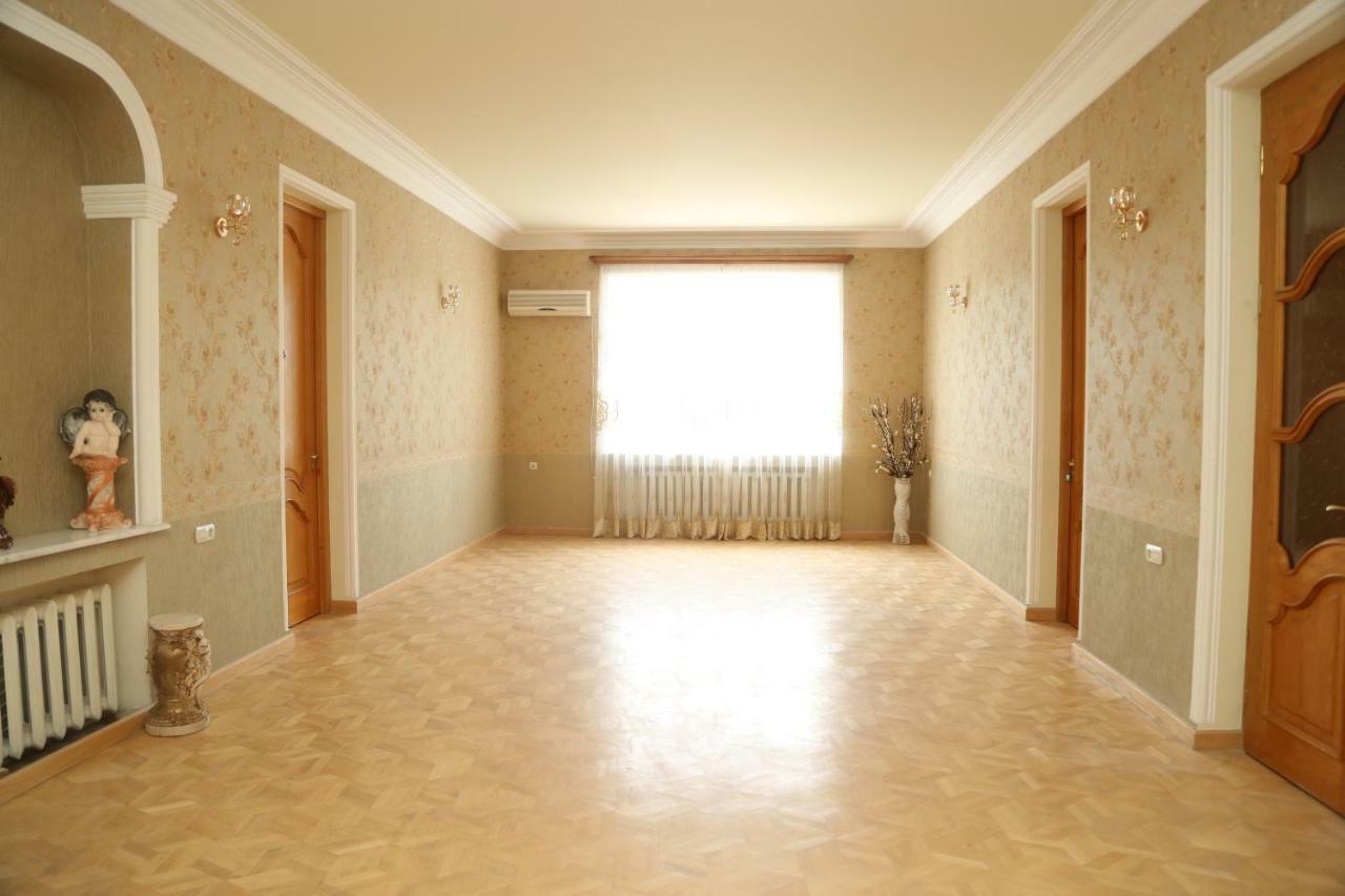Apartments City On The Palm Tbilisi Bagian luar foto